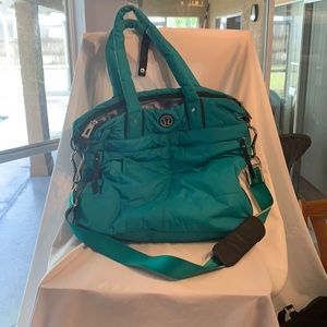 Lululemon Turquoise Fast in Flight Gym Tote Shoulder Bag